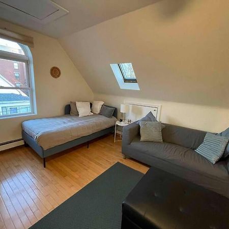 Cozy Condo With All Perks & Parking Close To Encore Casino Everett Exterior foto